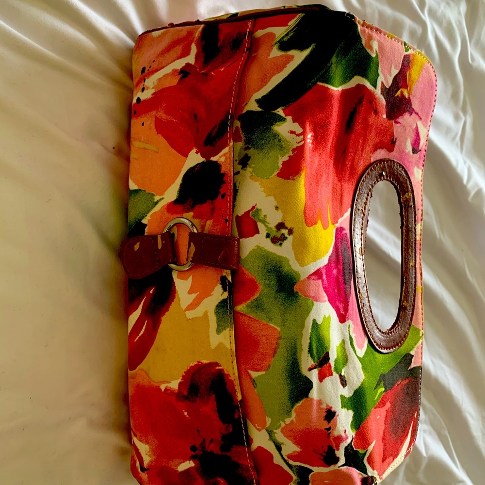 Flowered detailed in brown leather